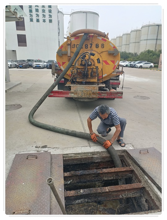 天心隔油池清掏